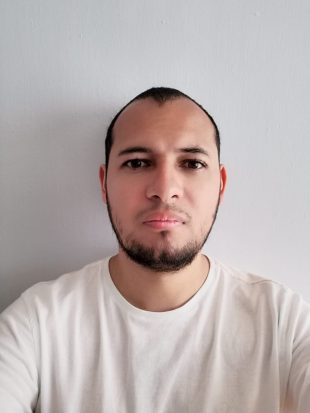 21. ALEJANDRO